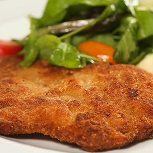 BIFE À MILANESA 