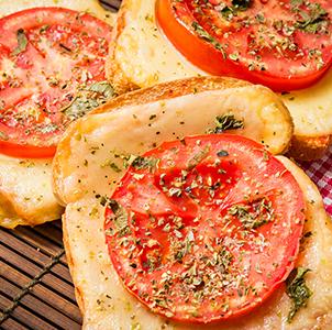 PIZZA DE PÃO DE FORMA 