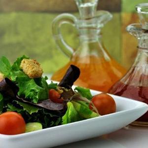 SALADA COM MOLHO LIGHT