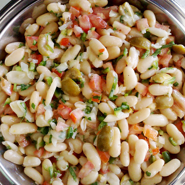 Salada de feijão branco