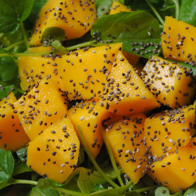 Salada de Rúcula com Manga