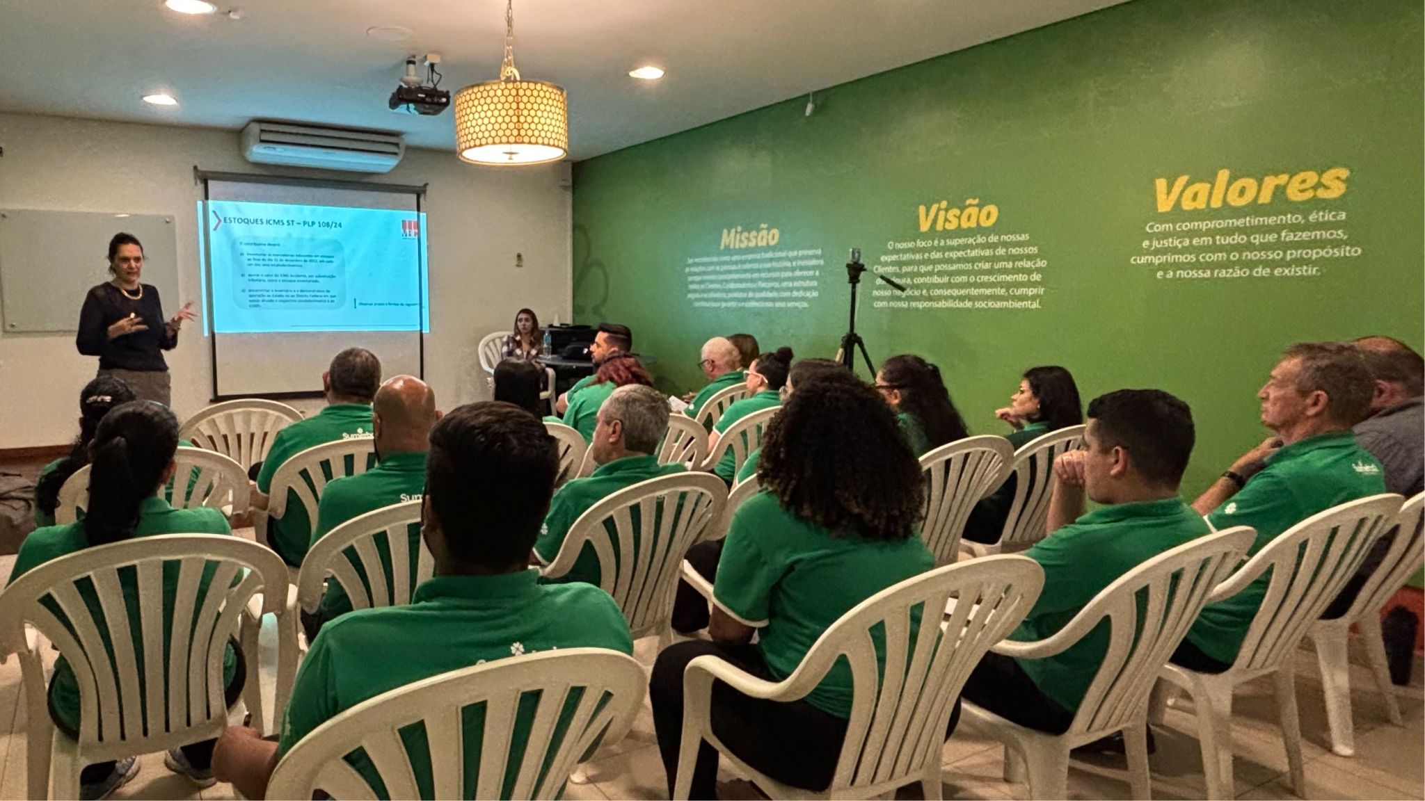 Sumerbol promove treinamento sobre a Reforma Tributária